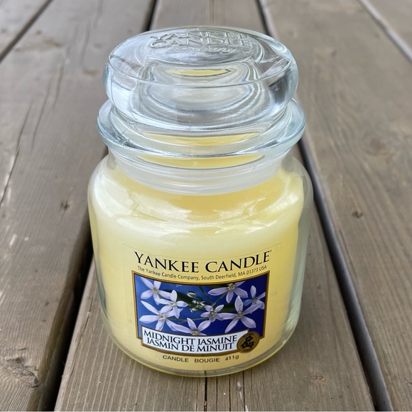 Yankee Candle Midnight Jasmine 411g 14 and 1/2oz Candle - Picture 12 of 12